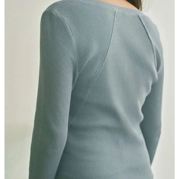 Kasics the  waffle henley size medium large - Picture 4 of 10